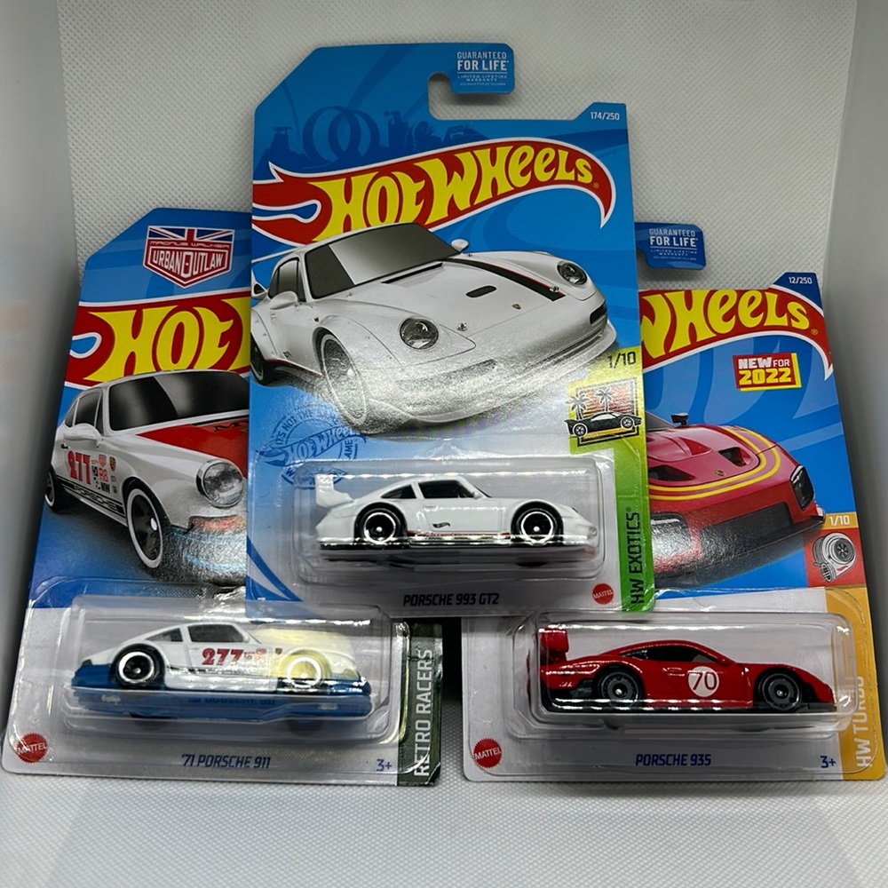 Hot Wheels Porsche 3 Car Lot